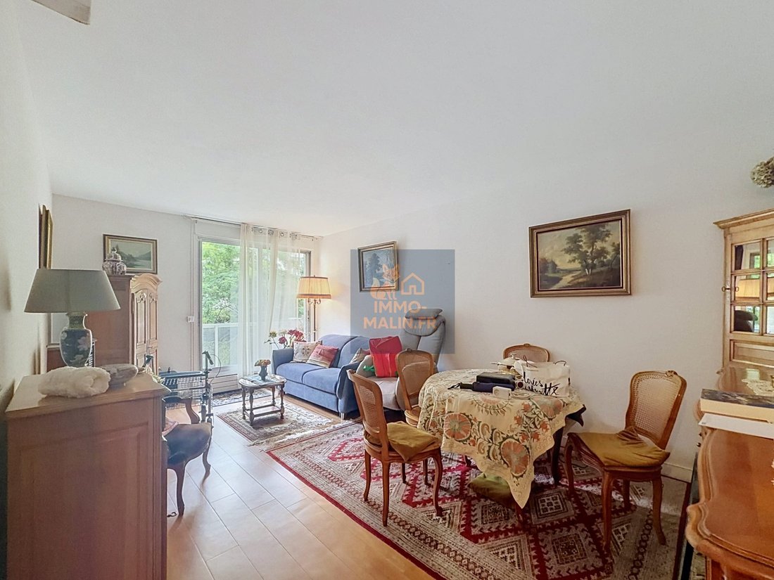 Apartment in Léon-Blum Folie-Regnault, Paris 11e Arrondissement, Paris 2 - 18151265