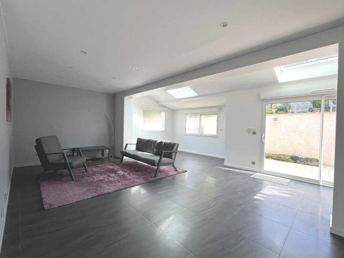 House in La Frette-sur-Seine, Ile-de-France, France 2 - 18151293