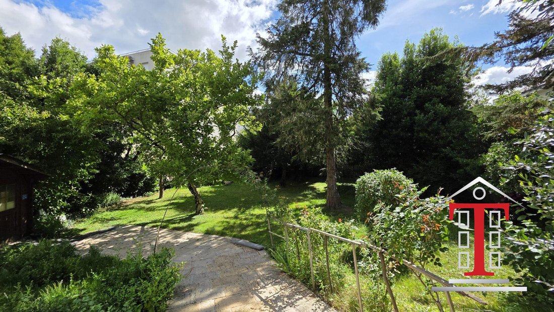 House in La Chesnaie, Les Ponts-de-Ce, France 2 - 17328530