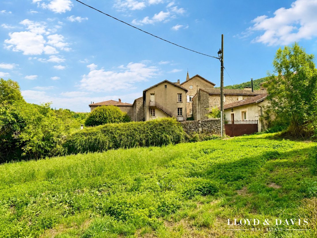 Haus in Saint-Prix, Auvergne-Rhone-Alpen, Frankreich 1 - 17024618