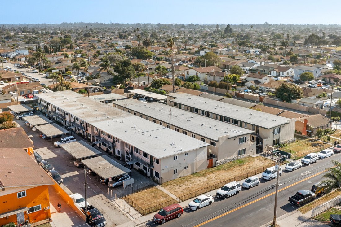 Oxnard, California, United States 1 - 18151719