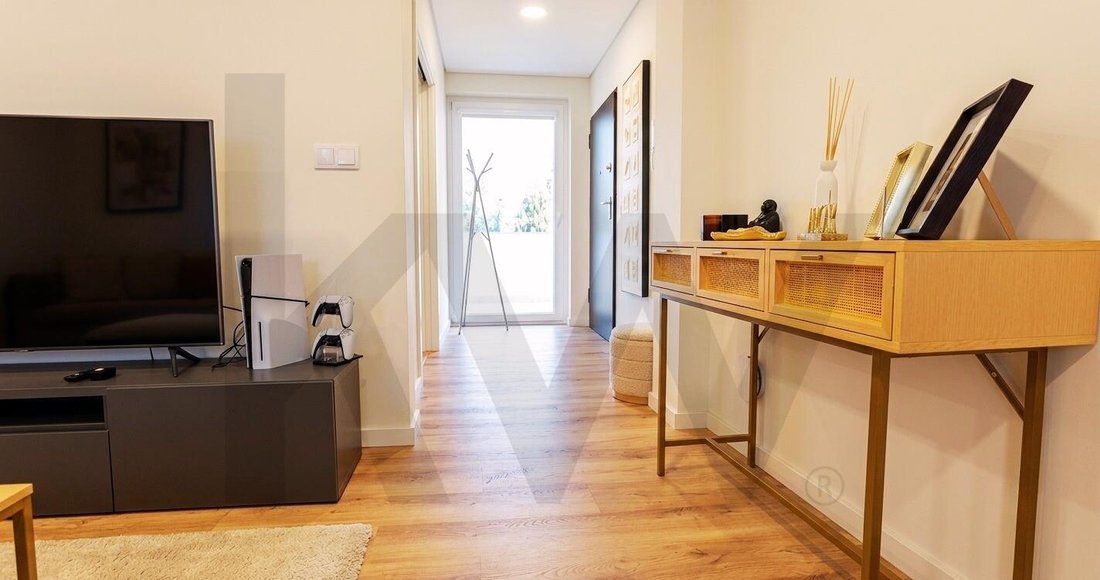 Apartment in Camarate, Unhos e Apelacao, Lisbon, Portugal 4 - 18152450