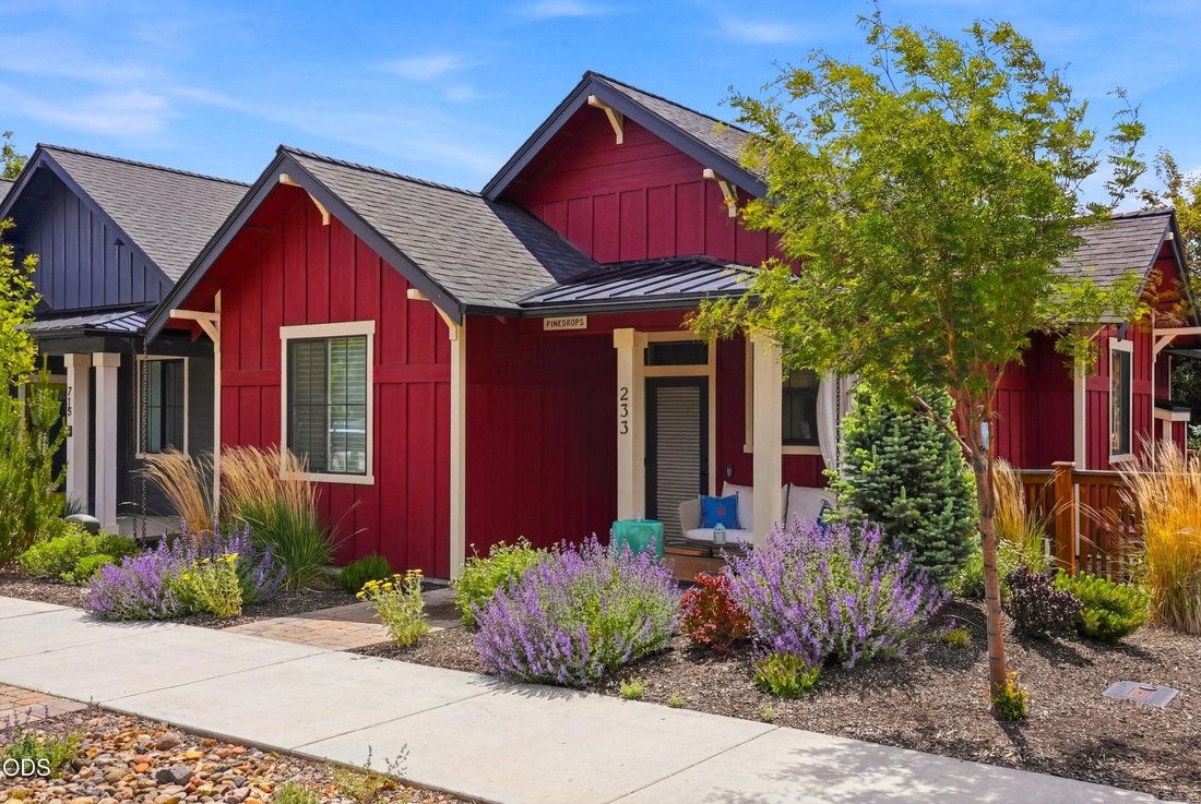 House in Sisters, Oregon, United States 1 - 17645203