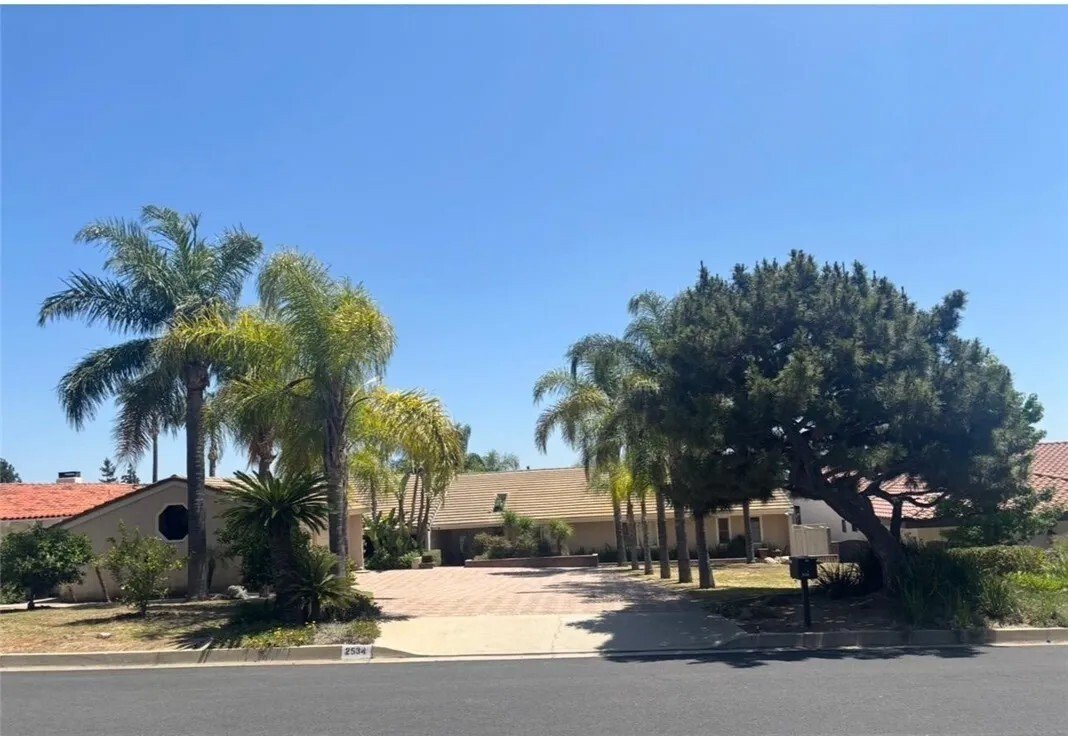 House in Upland, California, United States 2 - 18151835
