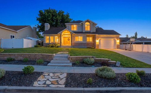 House in Sandy, Utah, United States 1