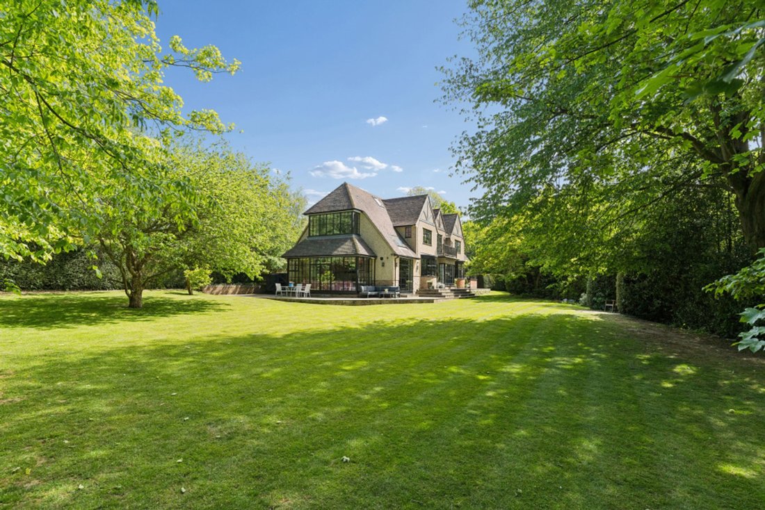 House in St Albans, England 4 - 18152084