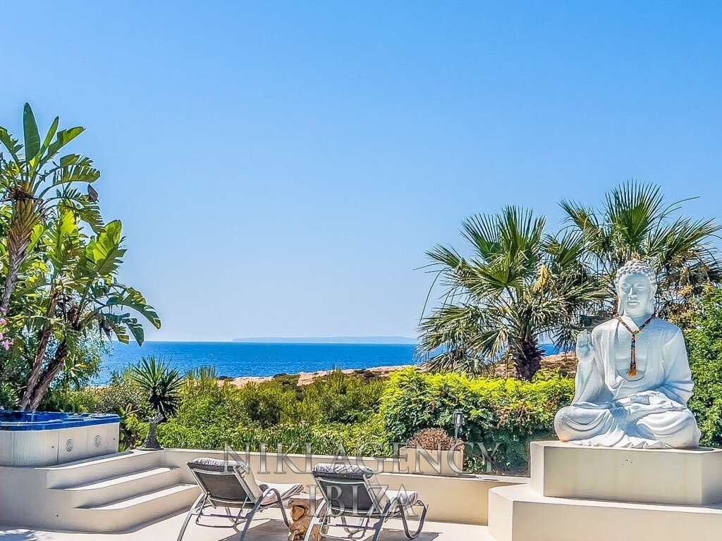 House in Cap Martinet, Santa Eularia des Riu, Balearic Islands 2 - 18152227