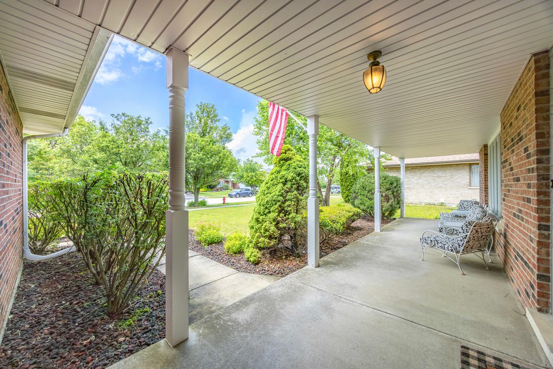 House in Lockport, Illinois, United States 3 - 18151771