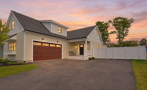 House in Falmouth, Massachusetts, United States 1