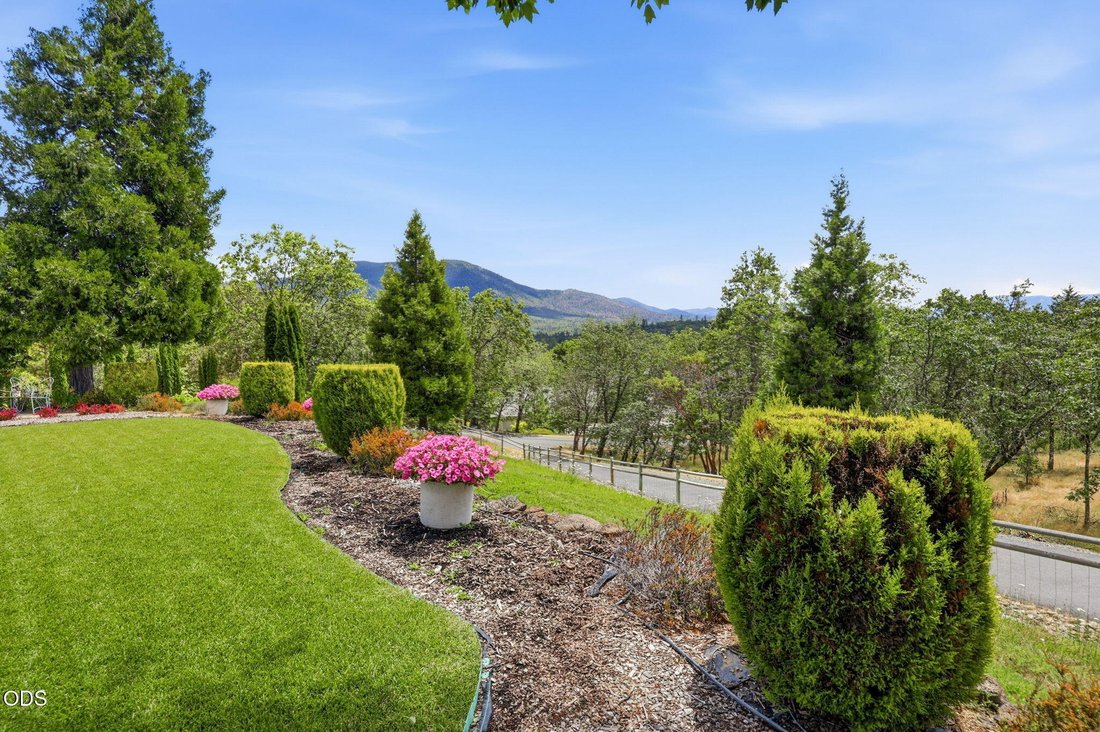 House in Grants Pass, Oregon, United States 3 - 18152280