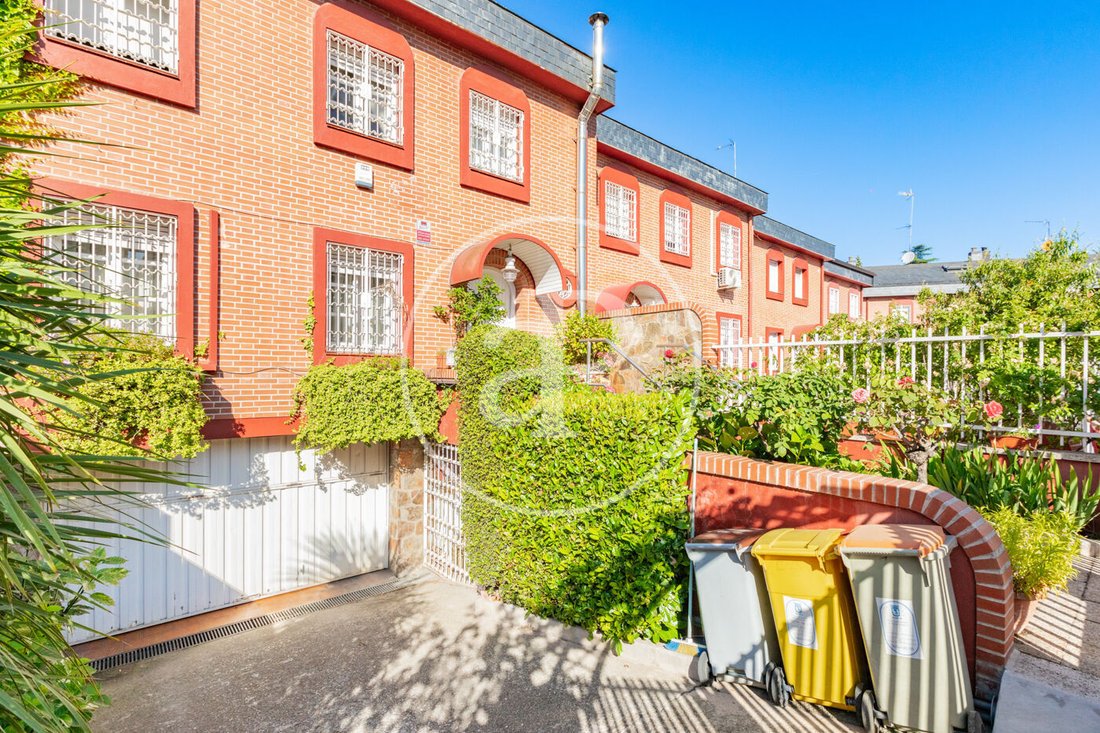 Villa in San Blas, Madrid, Spain 2 - 18152744