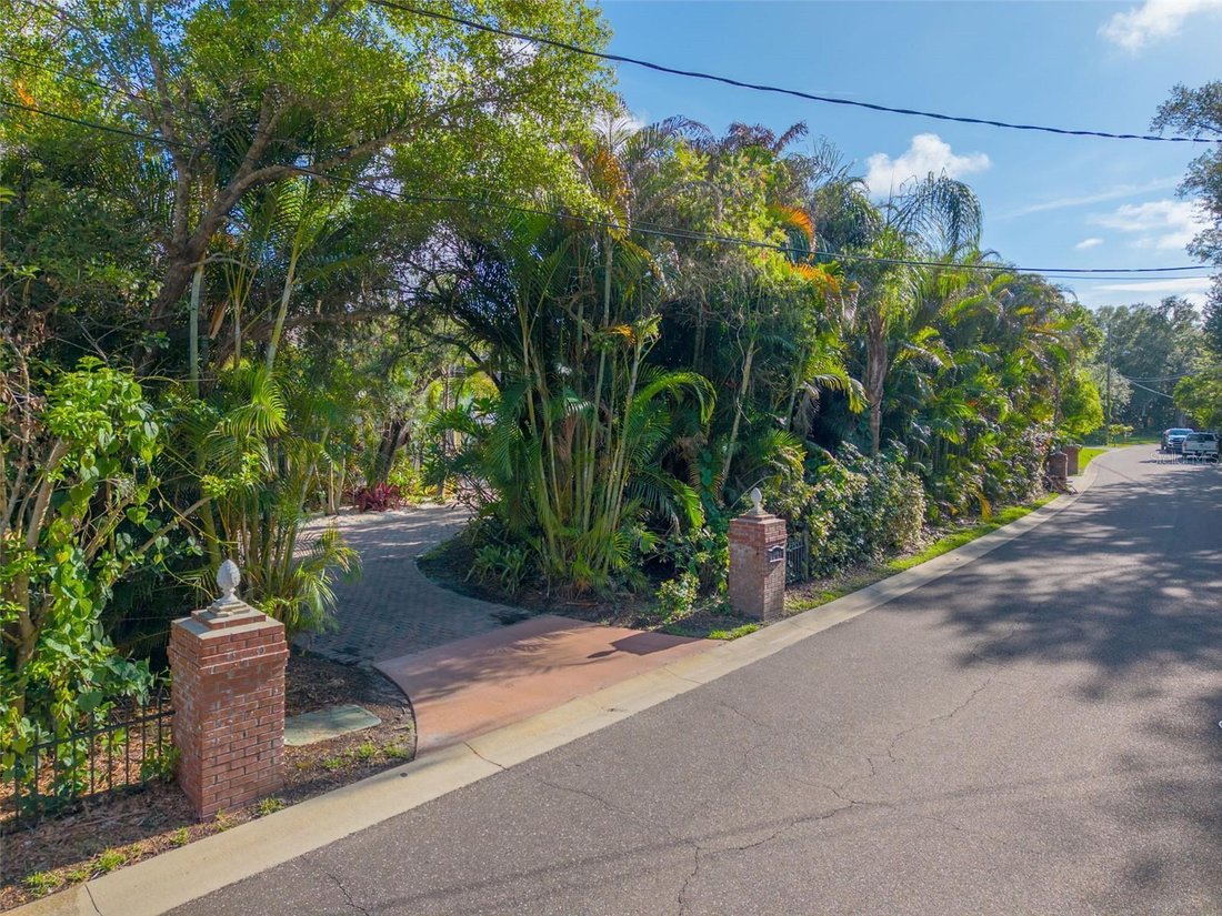 House in Dunedin, Florida, United States 2 - 18152128