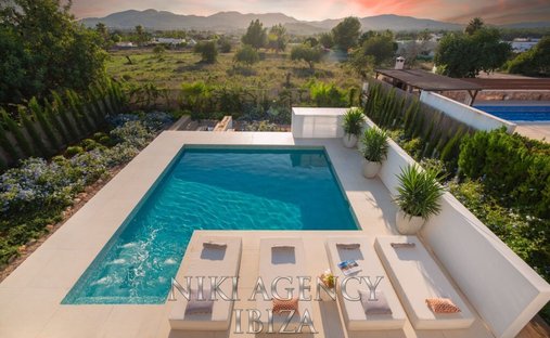 Maison à Santa Eulària des Riu, Îles Baléares, Espagne 1
