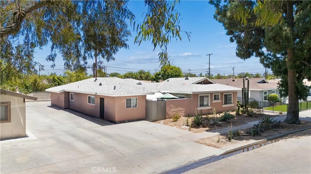 Orange, California, United States 3 - 18151801
