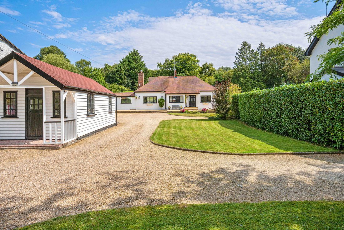 House in Welwyn, England 3 - 14604272