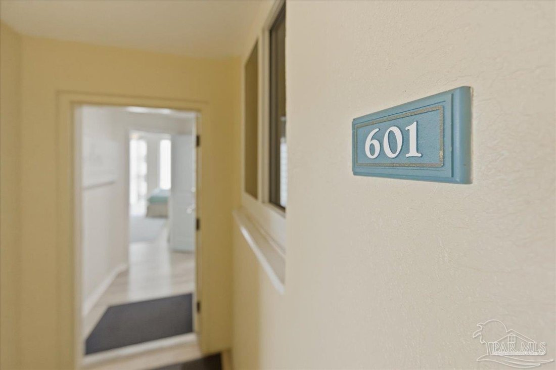 Condo in Pensacola Beach, Florida, United States 5 - 18151926