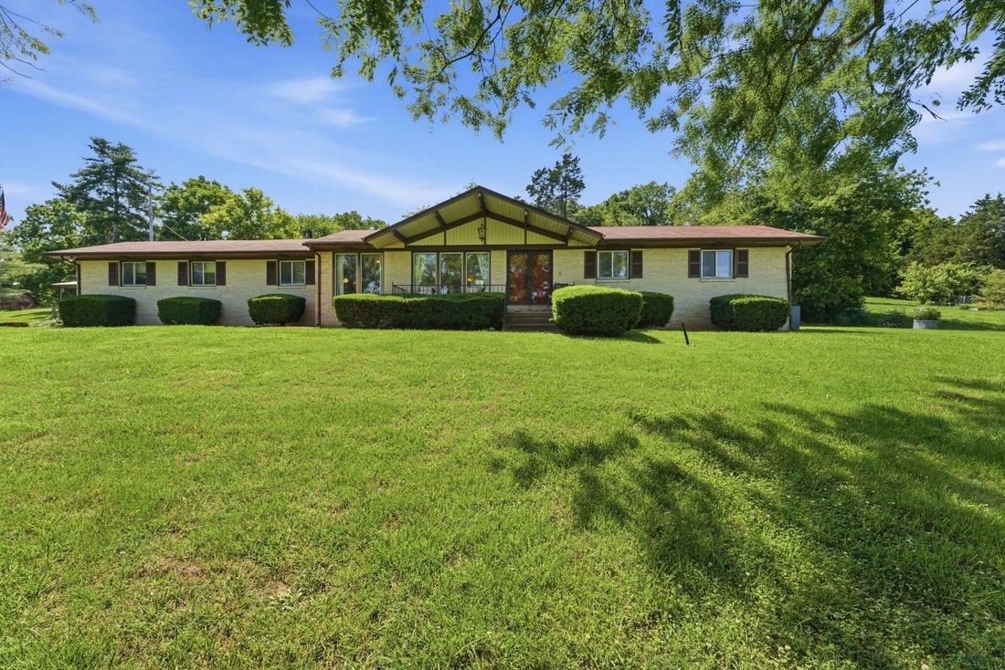 House in Columbia, Tennessee, United States 2 - 18152061