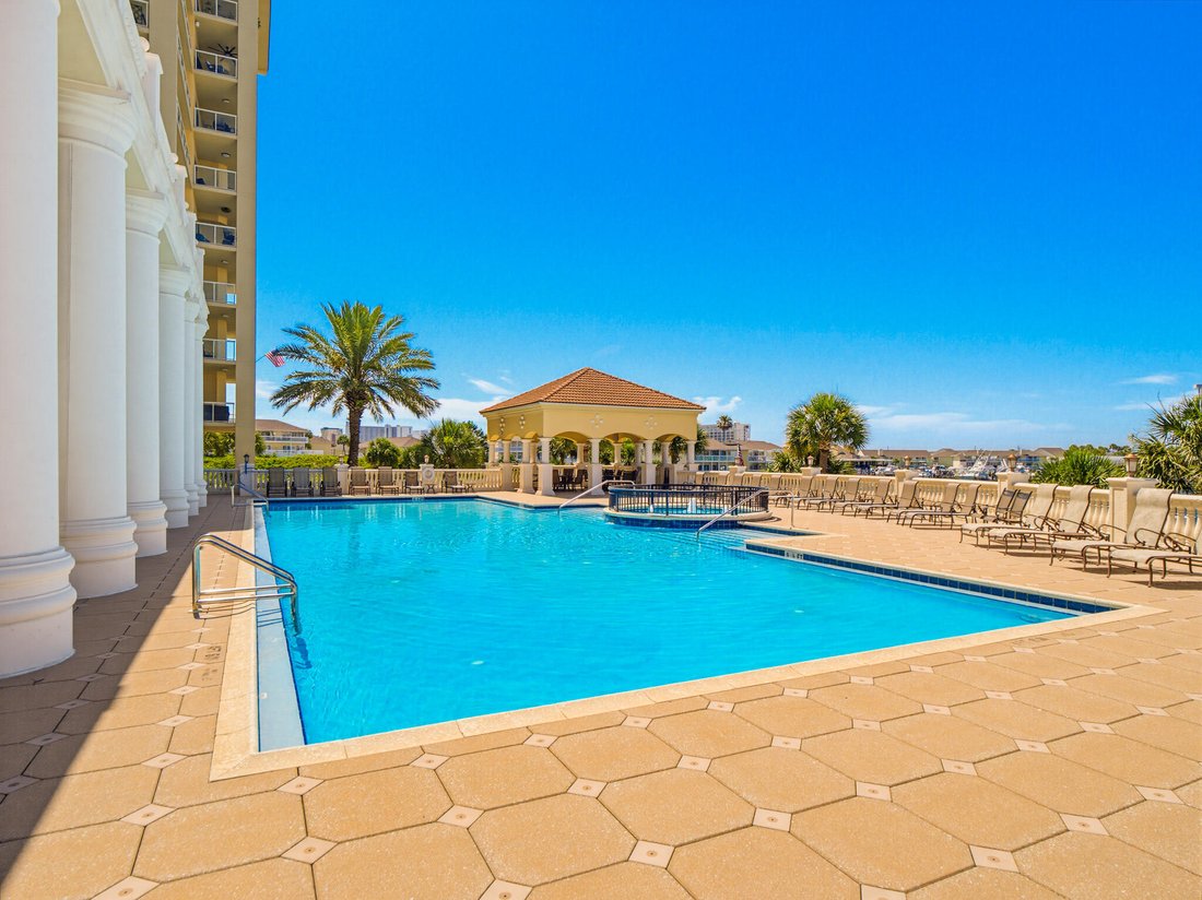 Condo in Destin, Florida, United States 5 - 18152234