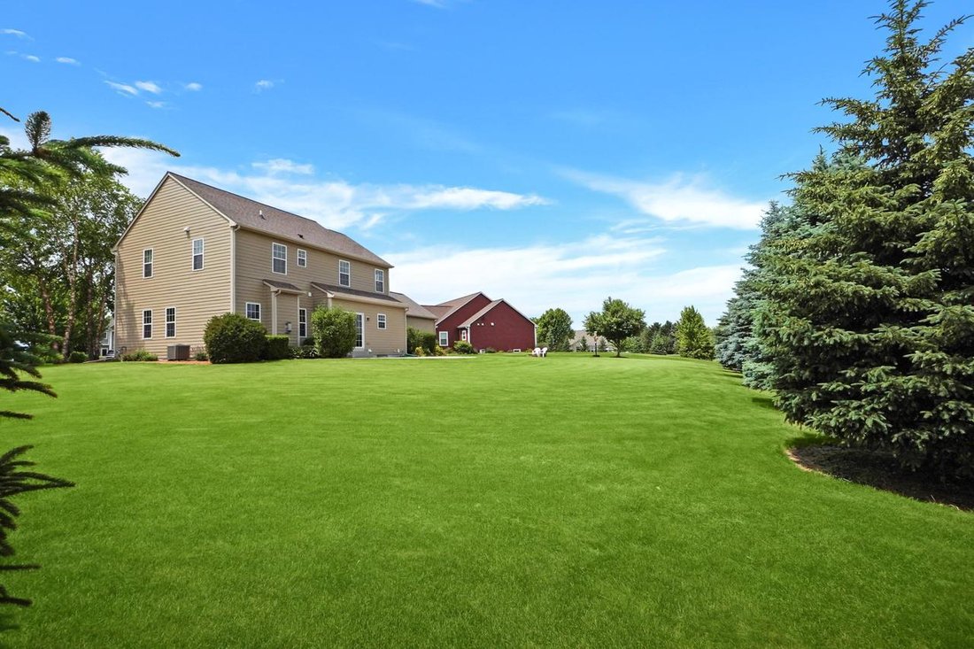 House in Okauchee Lake, Wisconsin, United States 4 - 18152092