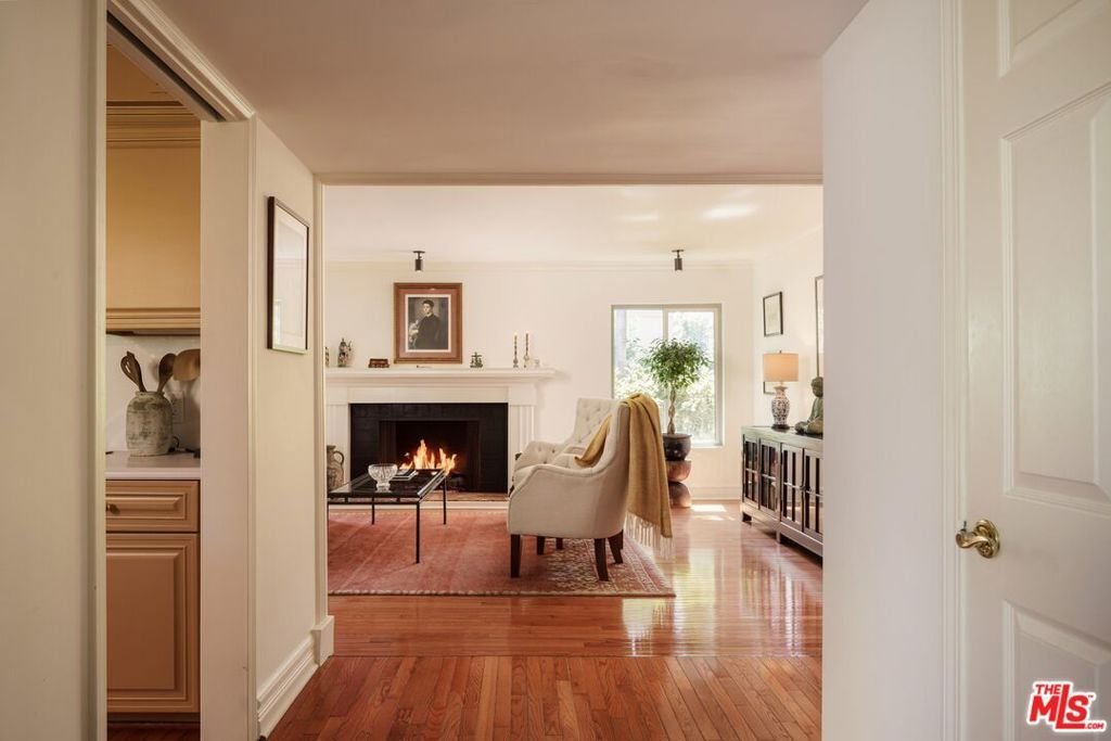 Condo in Altadena, California, United States 2 - 18008341