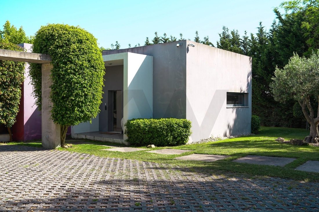 Townhouse in Agualva e Mira-Sintra, Lisbon, Portugal 1 - 18151966
