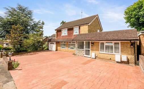 House in Willowbank, Bromley, England 1