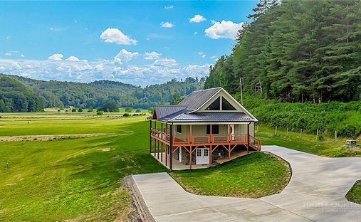 House in West Jefferson, North Carolina, United States 1