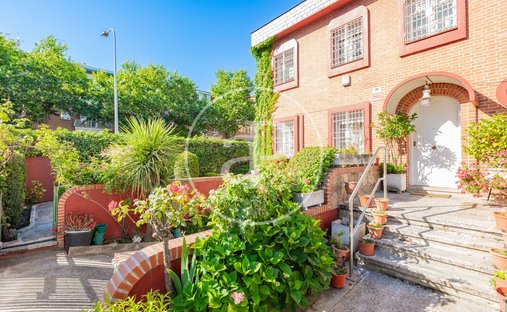 Villa in San Blas, Madrid, Spain 1