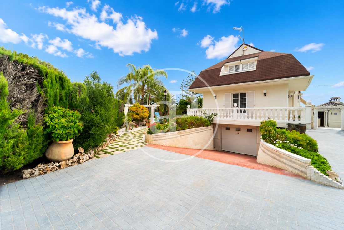 Villa in Sant Vicent del Raspeig, Valencian Community, Spain 4 - 17982663