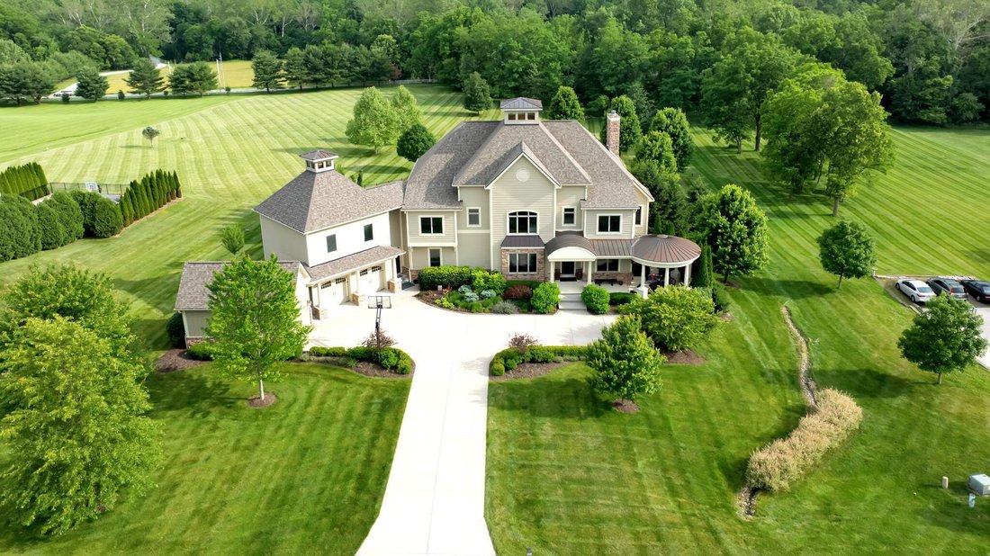 House in Granville, Ohio, United States 2 - 18152304