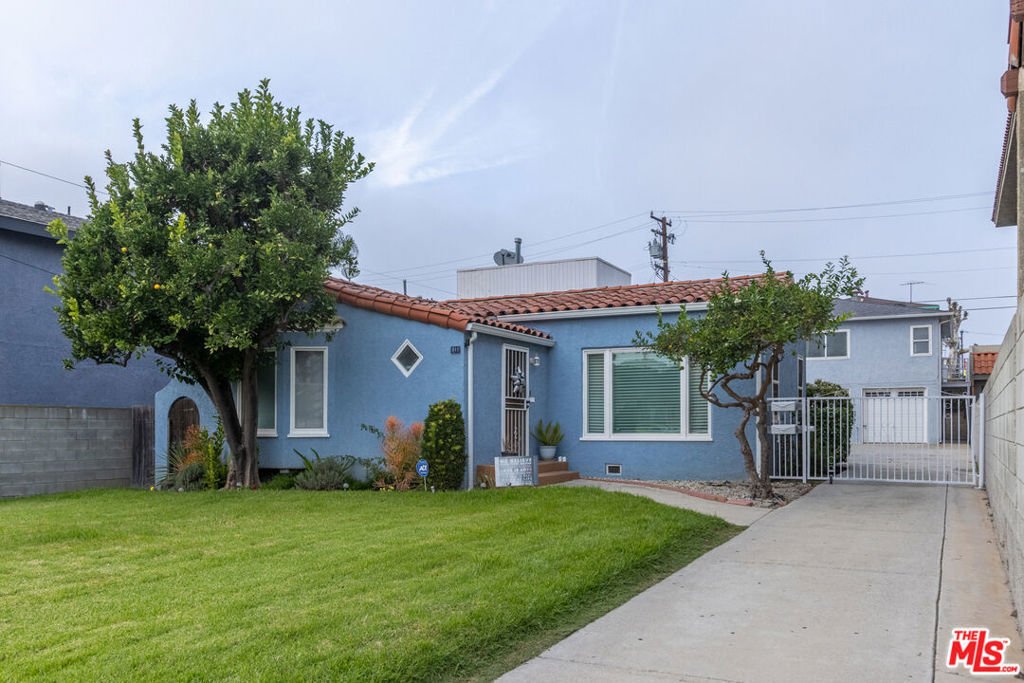 Inglewood, California, United States 2 - 18152212