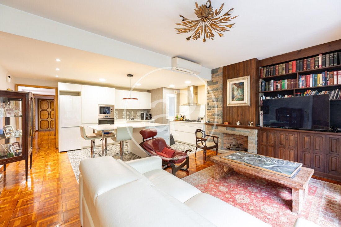 Apartment in Sarrià-Sant Gervasi, Barcelona, Spain 4 - 18152086