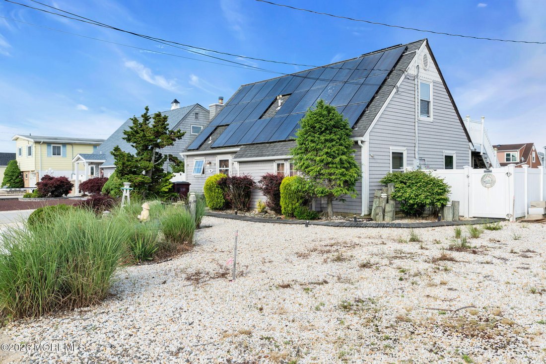 House in Berkeley Township, New Jersey, United States 5 - 18151750