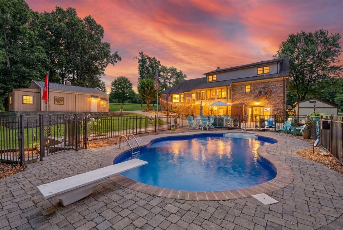 House in Clarksville, Tennessee, United States 2 - 18152042
