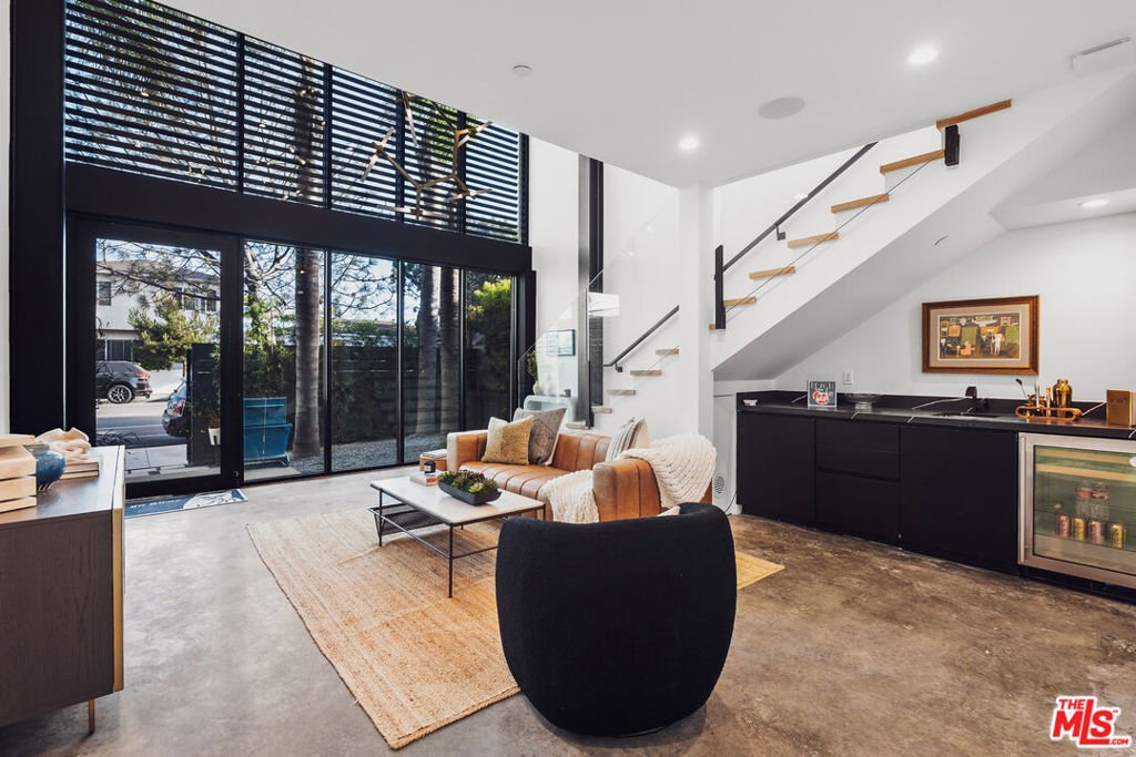 House in Los Angeles, California, United States 3 - 18152201