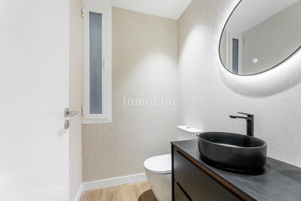 Apartment in Barrio Salamanca, Madrid, Spain 1 - 18151818