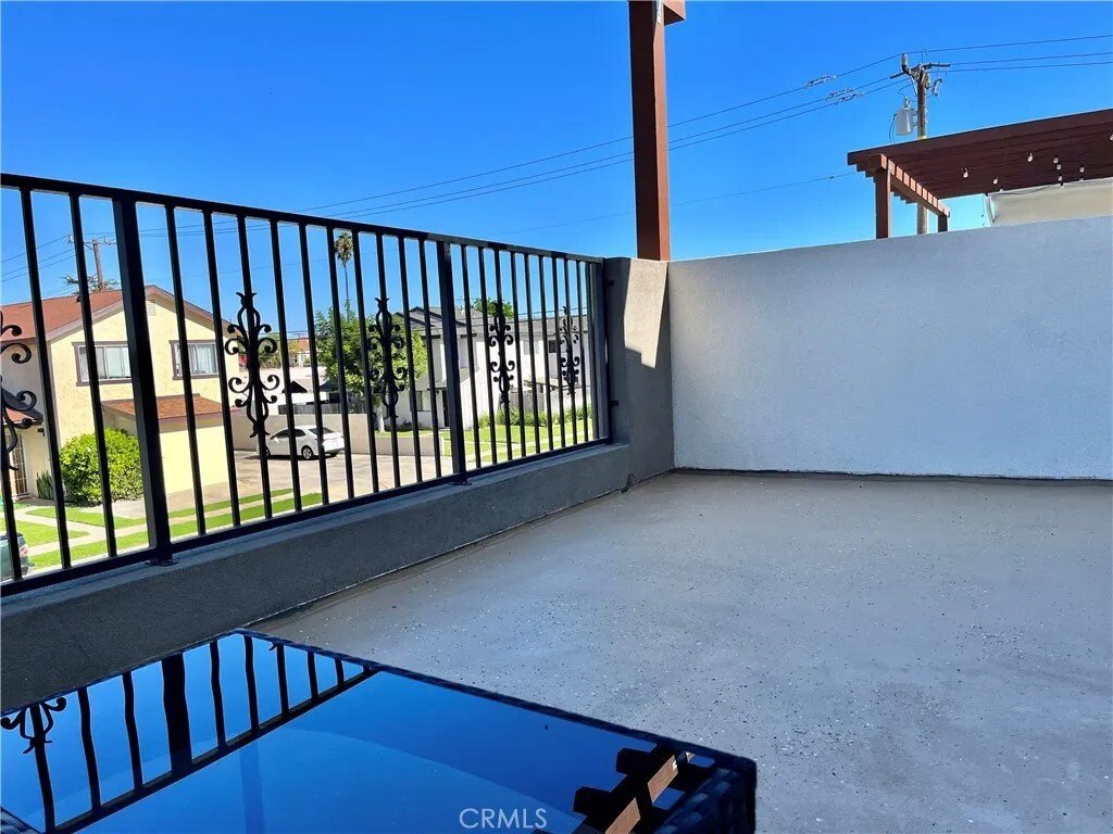 Westminster, California, United States 4 - 18151875
