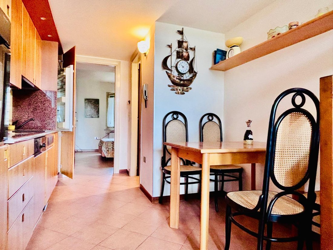 Villa in Center, Sirmione, Lombardy 5 - 18153070