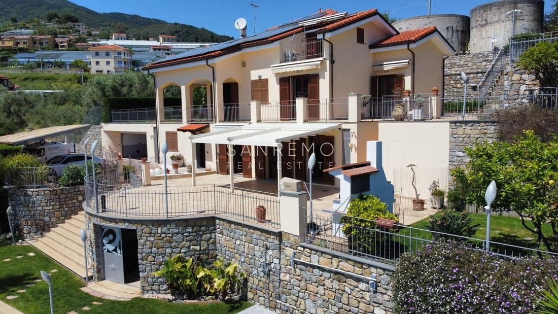 Villa in San Lorenzo - Solaro, Sanremo, Italy 2 - 18152922