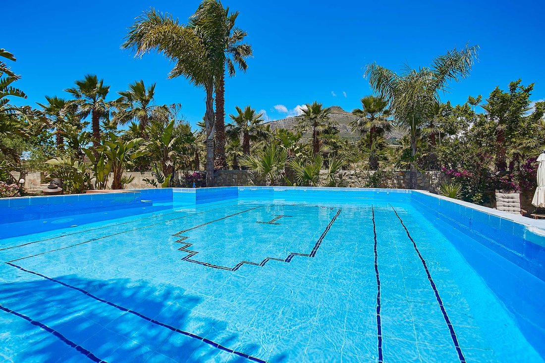 Villa in Valderice, Sicily, Italy 4 - 18153658
