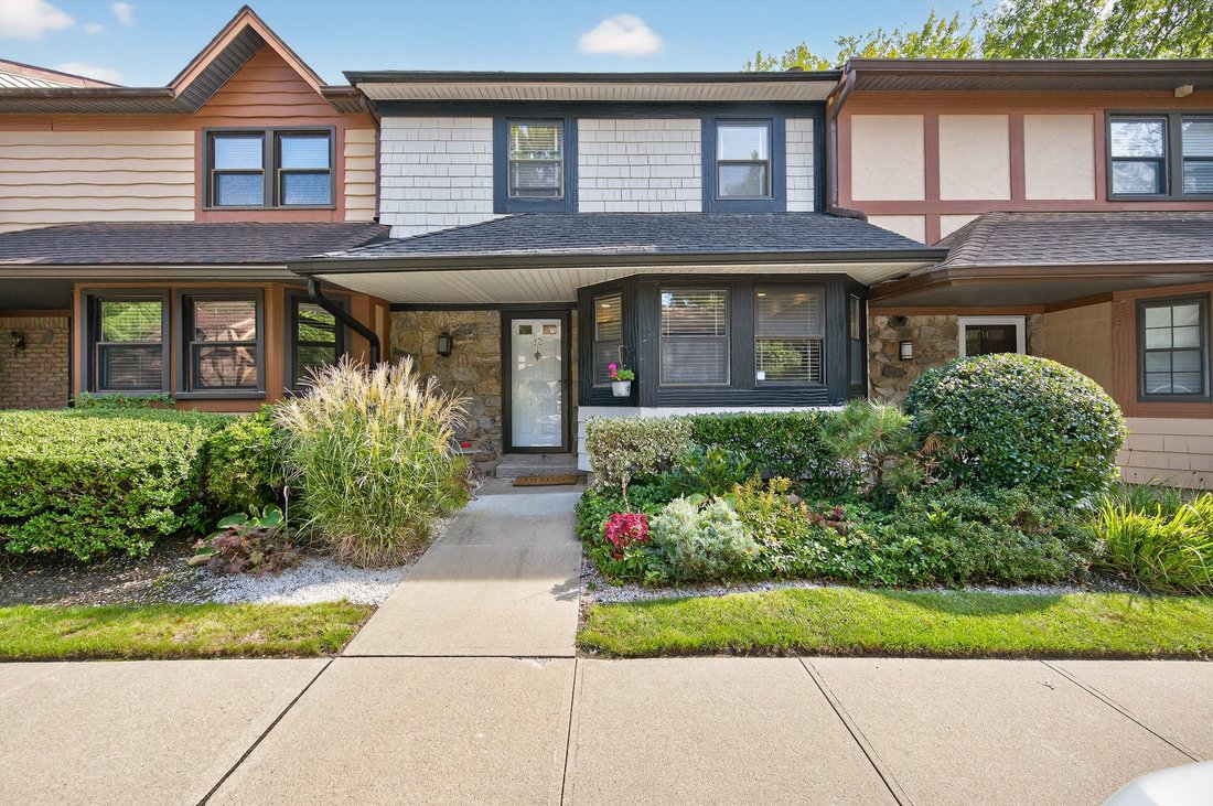 Condo in Woodbury, New York, United States 1 - 18153034