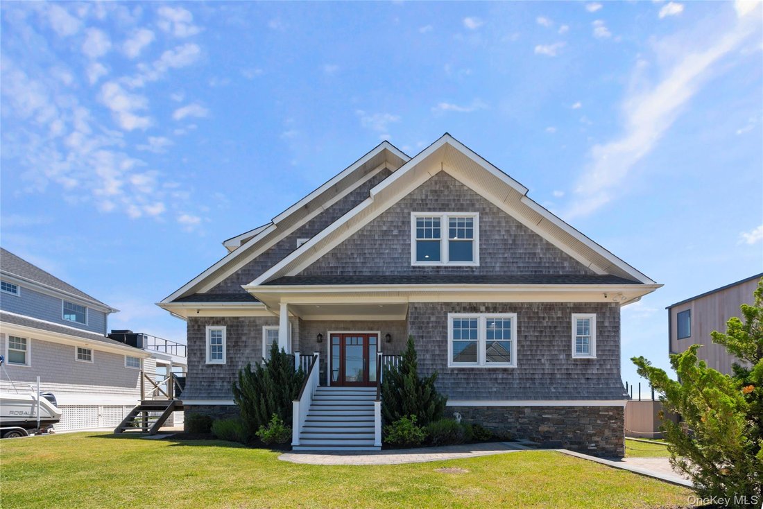 House in East Quogue, New York, United States 2 - 18152511