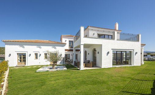 Villa en Estepona, Andalucía, España 1
