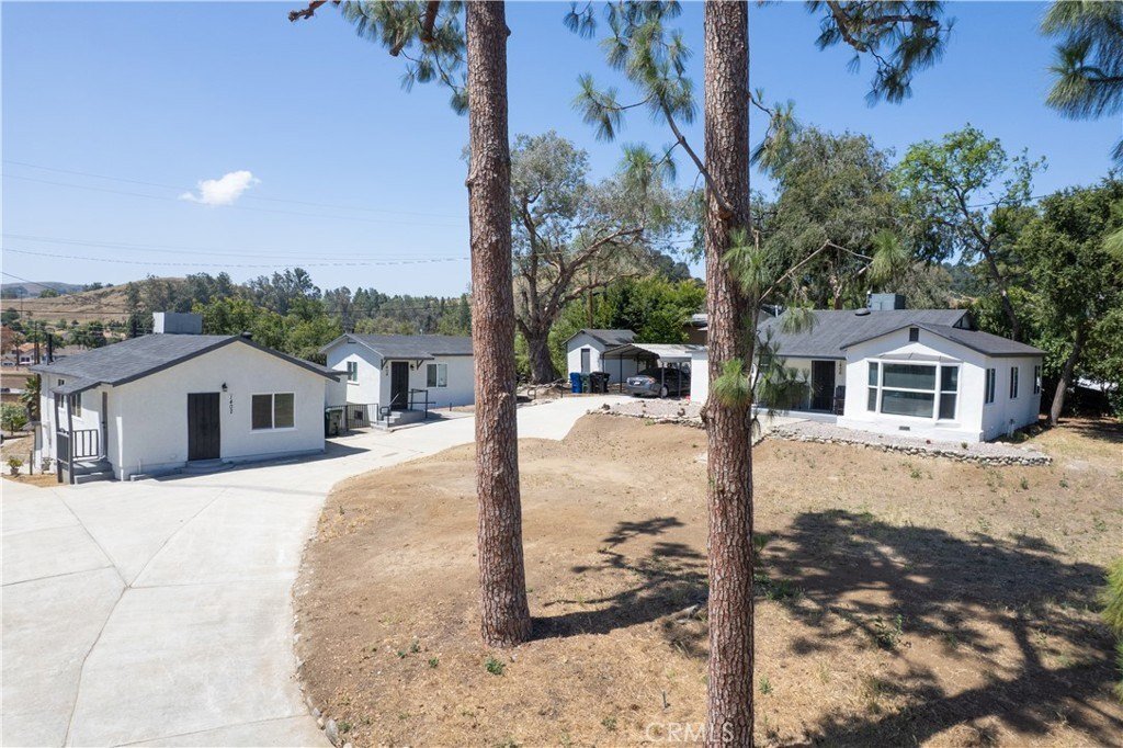 House in Pomona, California, United States 1 - 18153044