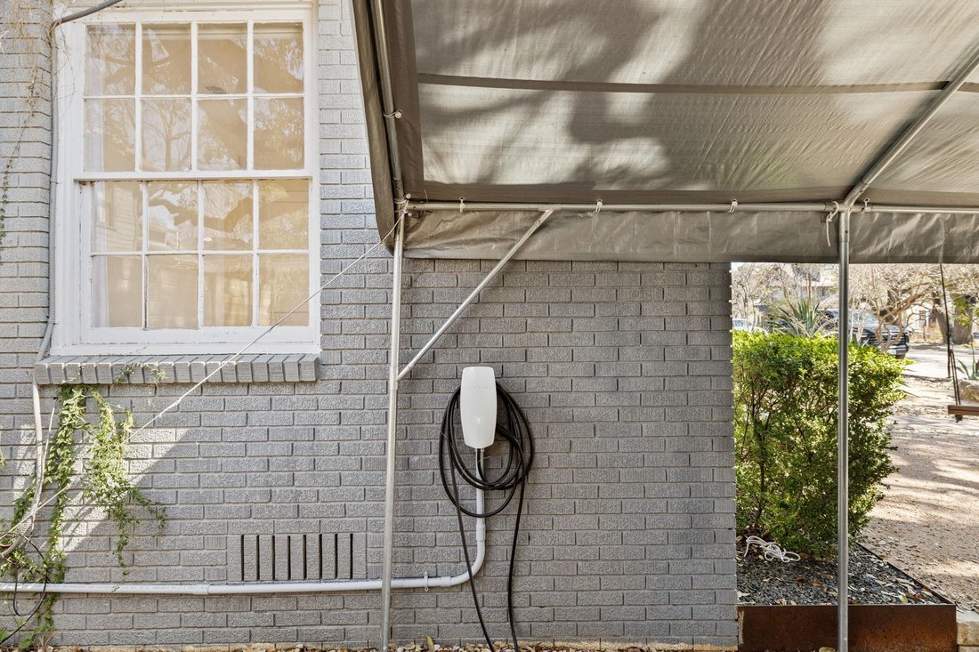 House in Austin, Texas, United States 5 - 18152741