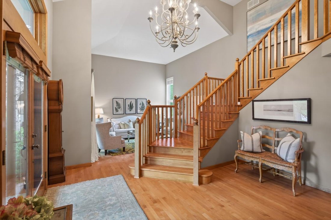 House in Plymouth, Minnesota, United States 4 - 18153016