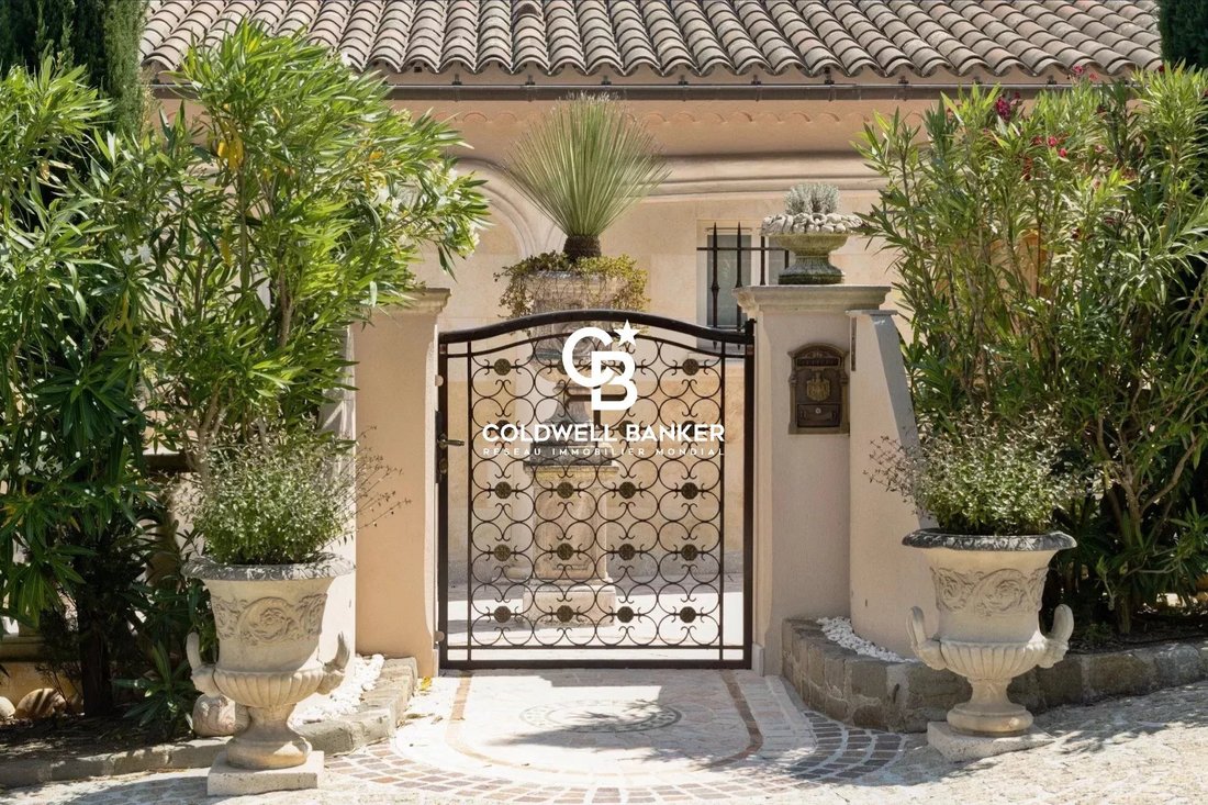 Villa in La Croix-Valmer, Provence-Alpes-Côte d'Azur, France 3 - 18153331