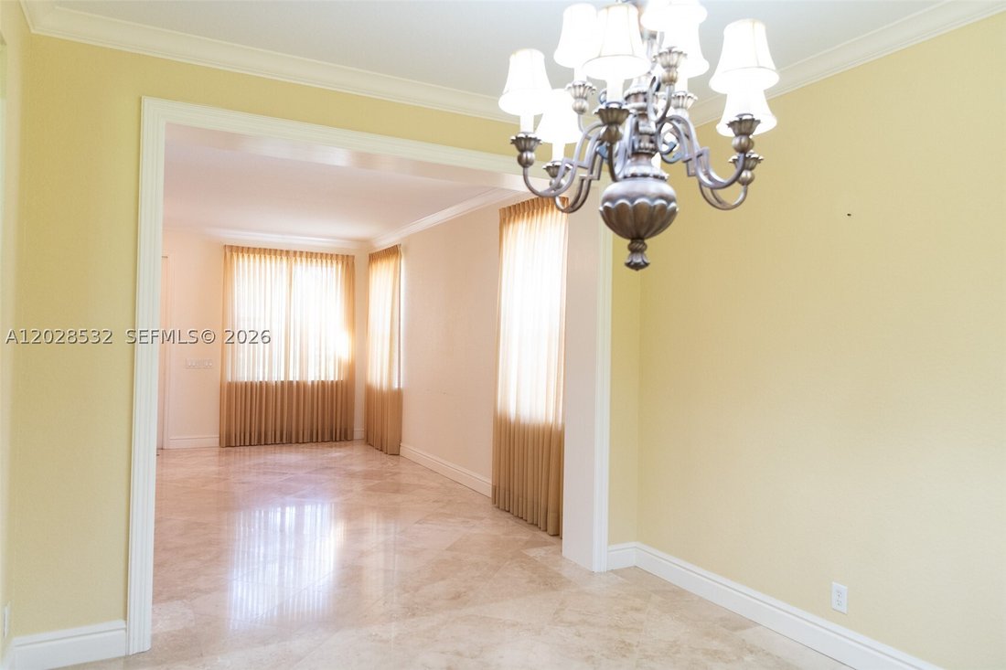 House in Weston, Florida, United States 3 - 18152545