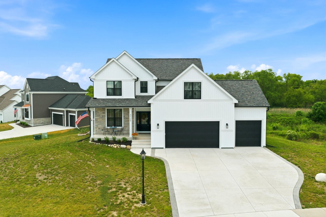 House in Waukesha, Wisconsin, United States 1 - 18152526