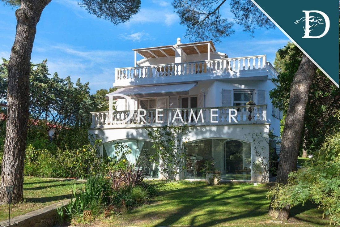 Villa in Livorno, Tuscany, Italy 2 - 12925235